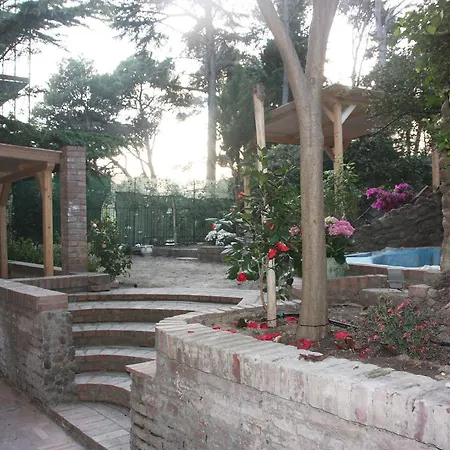 Hospital Bed & Breakfast 3*