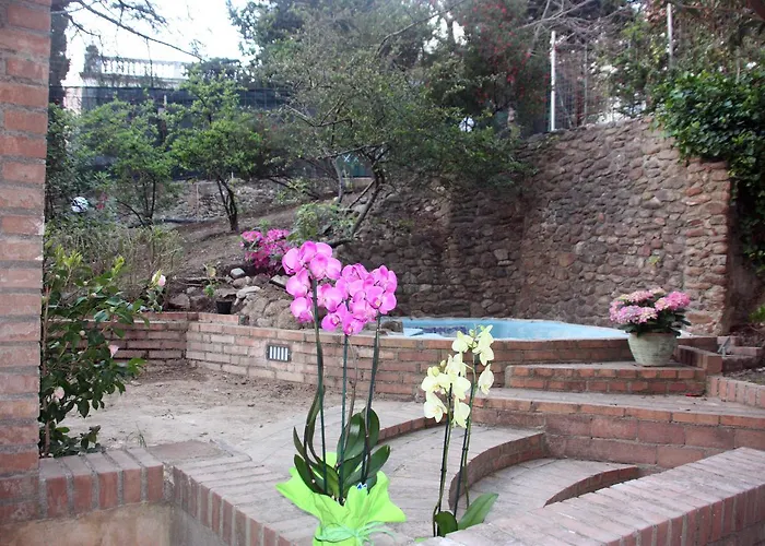 Hospital Bed & Breakfast 3*