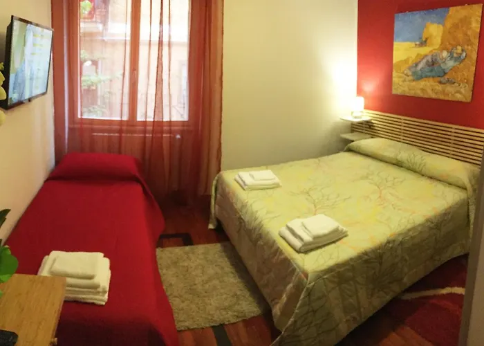 Hospital ベッド・アンド・ブレックファスト 3*